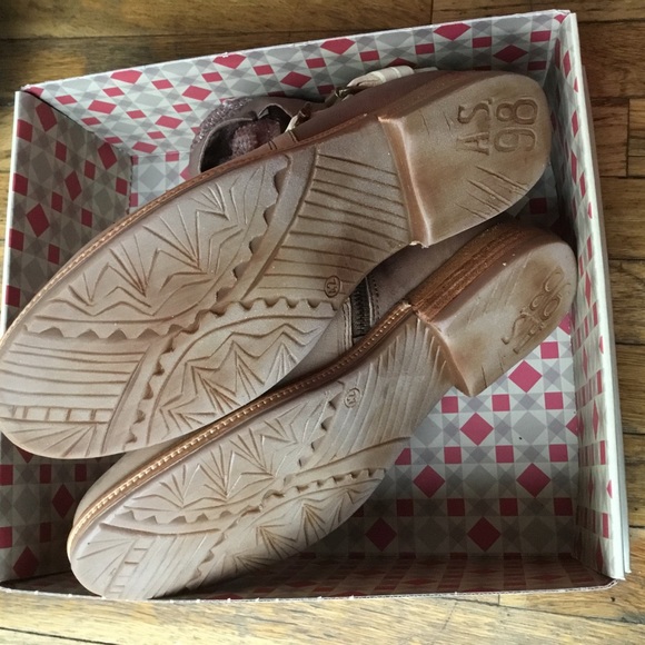 A.S.98 Ravenswood textured leather ankle boots - Picture 10 of 10